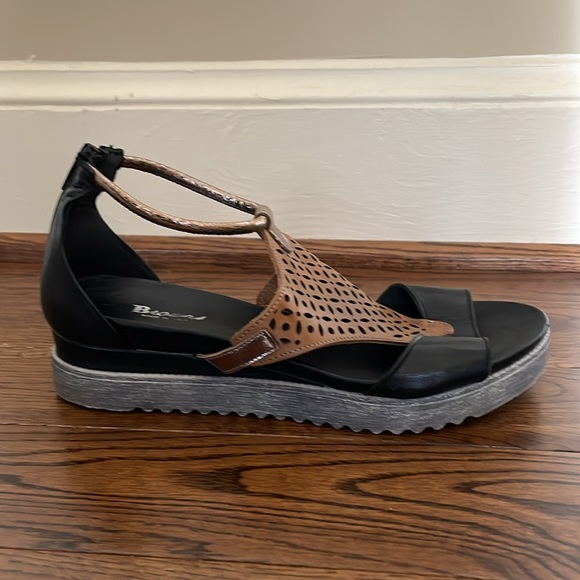 Gorgeous Couture Sandals Made in Italy - US Size 10.5 - Picture 3 of 6